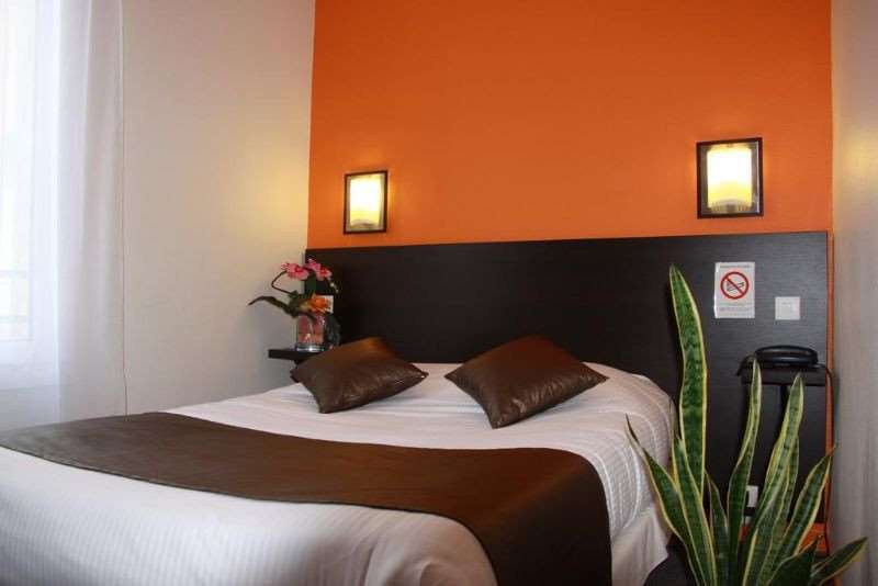 Notre Dame Hotel 3*